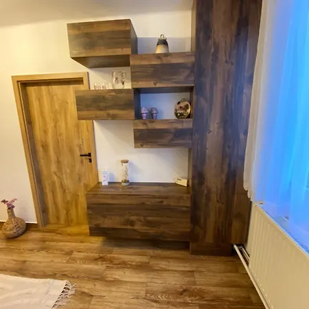 Vraz U Pisku Apartment *