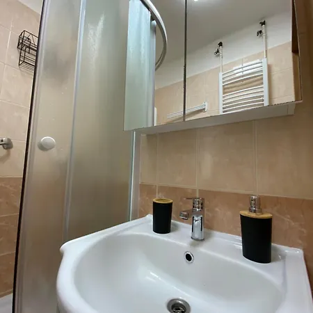 Vraz U Pisku Apartment